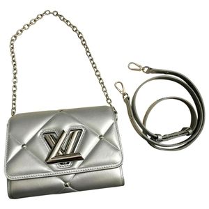 Epi Twist Shoulder Bag PM Silver